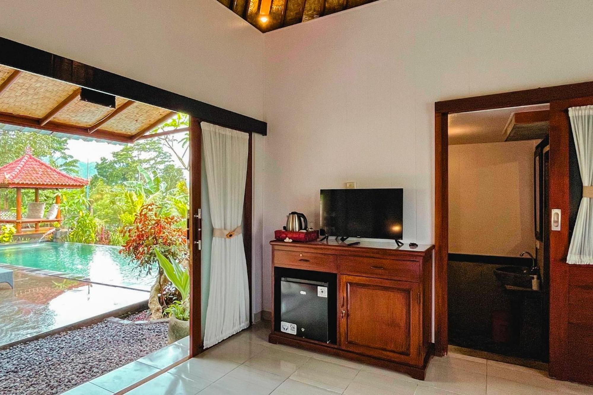 Villa Pastiny Santy Sidemen Sidemen  Room photo